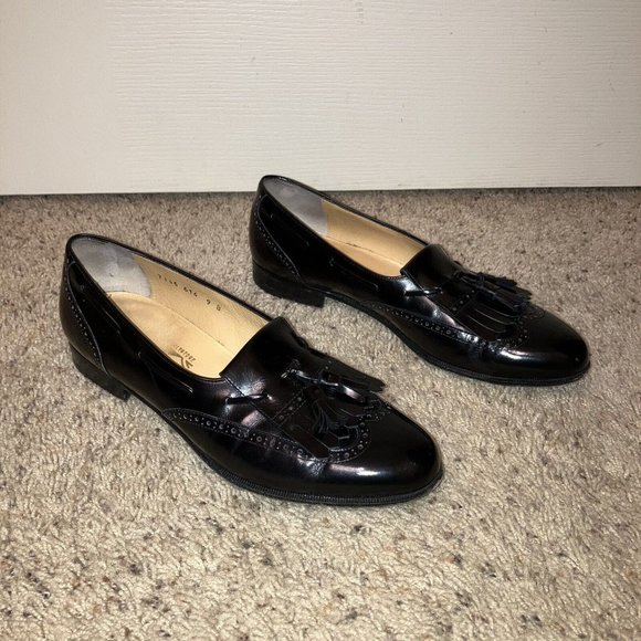 Salvatore Ferragamo Kiltie Bow Loafers Salvatore Ferragamo Men main image 4